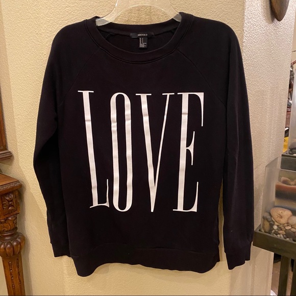 Forever 21 Sweaters - FOREVER 21 Black ‘LOVE’ Sweater Size Small
